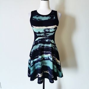Abstract print sleeveless A-Line dress